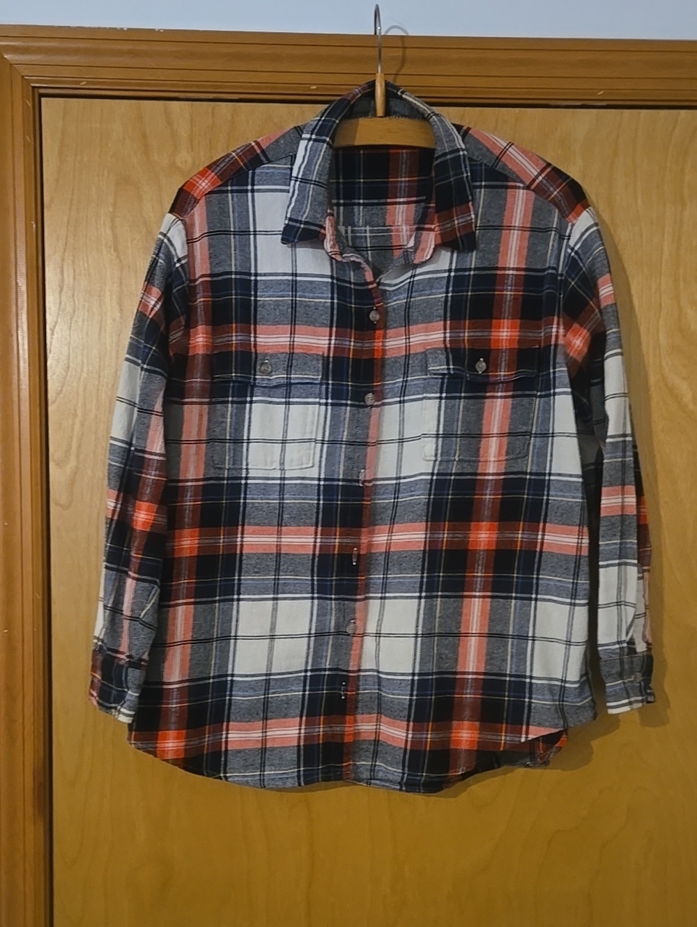 Old Navy Red Black White Plaid Button-Down Flanel Shirt Size L